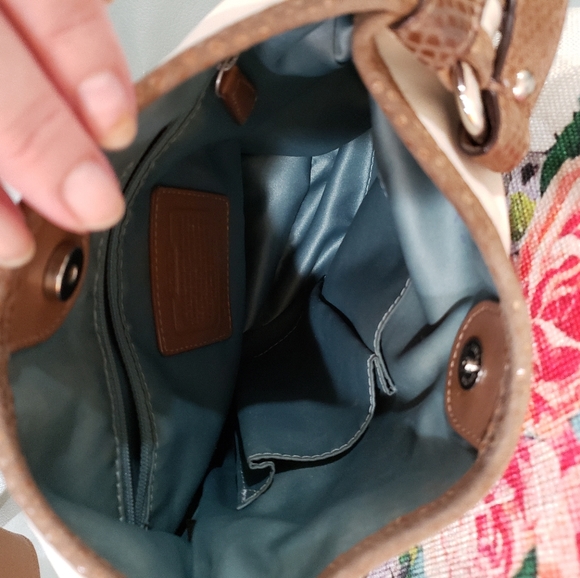 COACH CROSSBODY - Picture 7 of 16